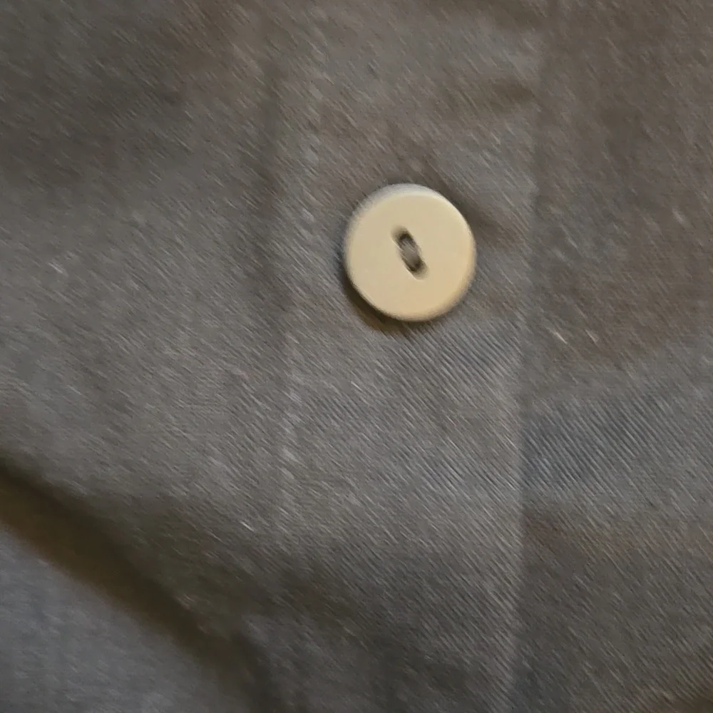 New Commense Black Linen Blend Button-Down Vest - Picture 5 of 9